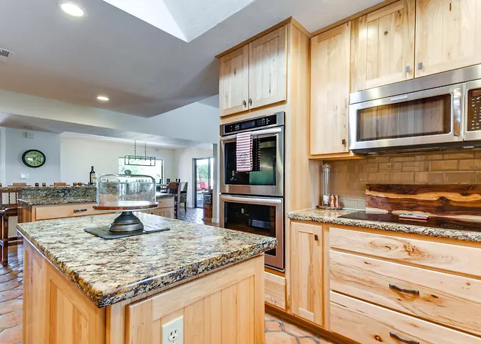 'full Circle Ranch' W/ Mtn Views In Cave Creek!