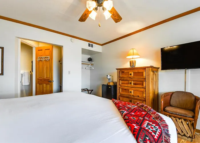 'full Circle Ranch' W/ Mtn Views In Cave Creek! Cave Creek