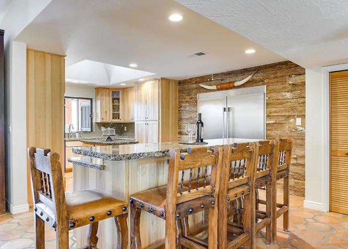 'full Circle Ranch' W/ Mtn Views In Cave Creek! *